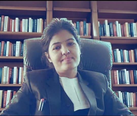 Adv. Minakshi Shastri, Senior Associate – Civil & Corporate